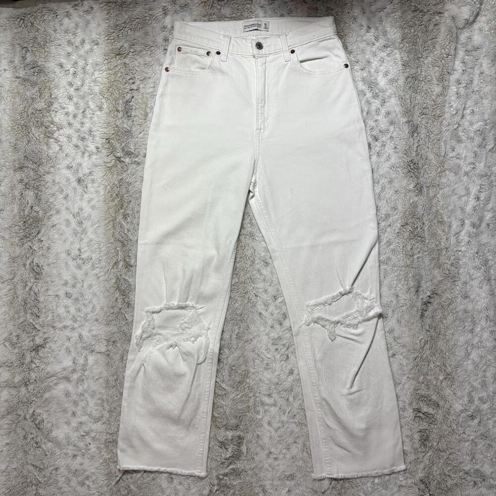 Abercrombie & Fitch White Distressed Jeans High Rise Ankle Straight 28 6 R 26x26